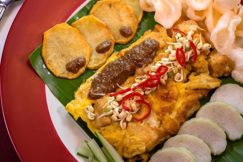 Hotel Dafam Pacific Caesar Surabaya Dış mekan fotoğraf